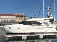 プリンセス42フライングブリッジ施工しました。