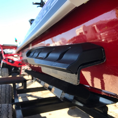 【Ｒ＆Ｄ】ヤマハGP1800用 新型レーススポンソン入荷しました。