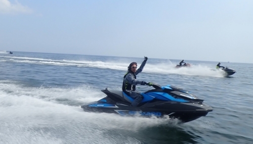 ジェッターがウェットスーツを着る本当の理由！