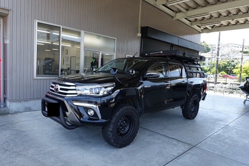 【ルーフテント取付事例】トヨタ　ハイラックス