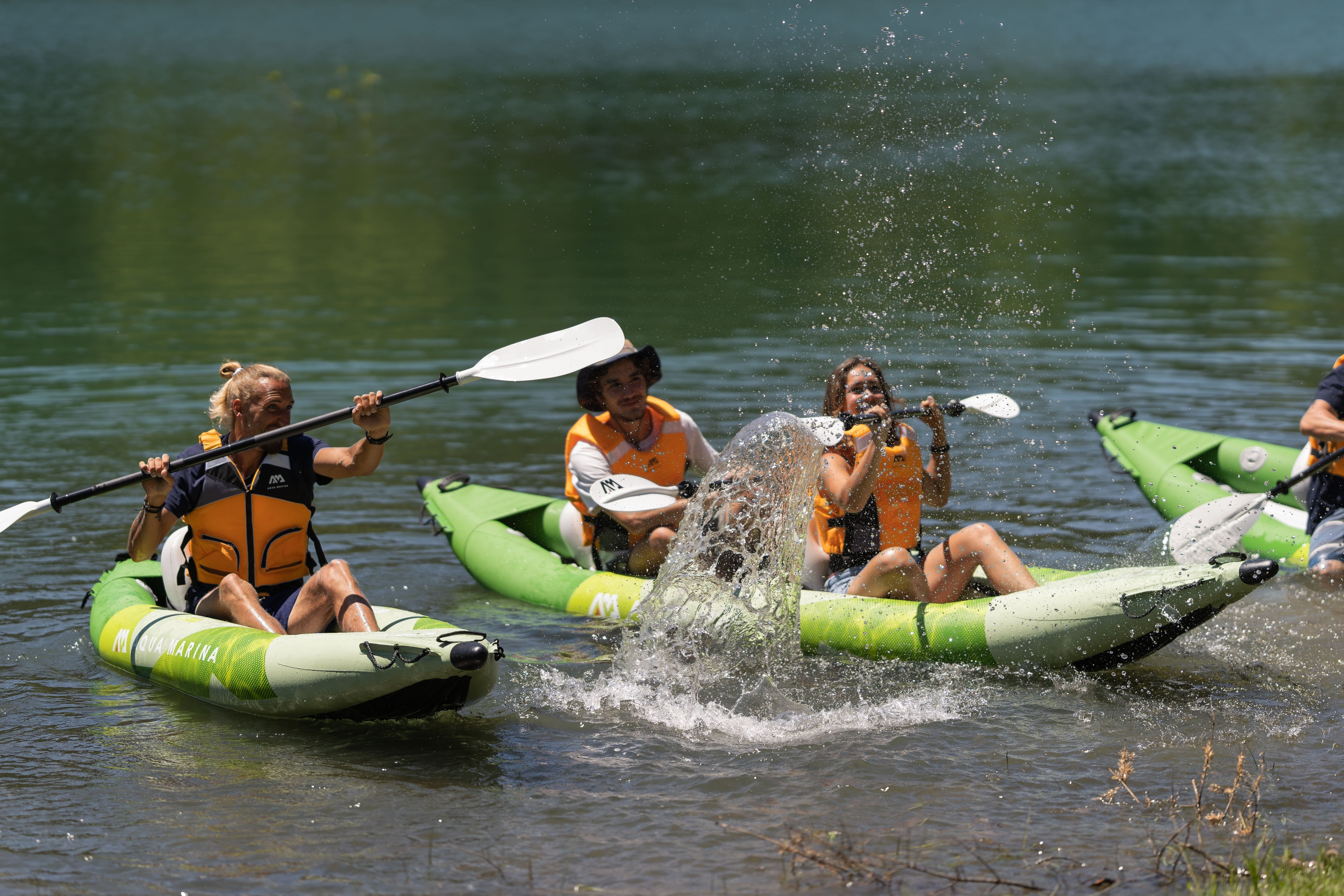 アクアマリーナ RIPPLE リップル カヌー インフレータブル パドル付 3人乗り RI-370 グリーン □長さ:370cm,□ カヌー  インフレータブル RIPPLE (リップル) パドル付 3人乗り | AQUA MARINA (アクアマリーナ)